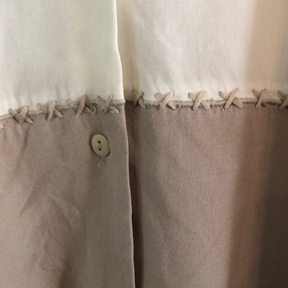 Express cream beige button-down shirt blouse M - Picture 4 of 9